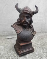 Viking szobor.