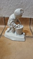 Retro Zsolnay porcelán „Rőzsehordó fiú” figura - Sinkó András