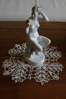 Herendi Tükörbe néző nő - art deco szobor