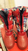 Caribu red patterned fur lined zippered snow boots 35-36
