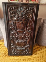 Sürü fafaragásos szekrény ajtó 74 cm hosszú és 40 cm széles