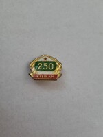 250 ezer km Balesetmentes közlekedésért kitűző, jelvény