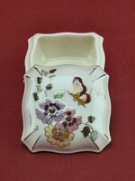Zsolnay pillangó mintás mázrepedt 7.5 x 7.5 cm-es bonbonier