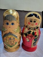 Különleges aranyfüst díszítésű és egy hagyományos Matrjoska baba készlet