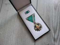TISZTHELYETTESI SZOLGÁLATI JEL II. FOKOZATA - DOBOZÁBAN - TOP ÁLLAPOT!