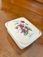 Hollóházi porcelán bonbonier ibolya mintás