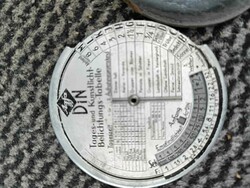 Agfa DIN Daylight and Artificial Light Exposure Meter Table / Calculator Dial from the 1930s or 1940s