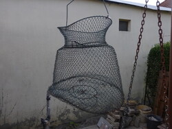 Retro Fish Container with Flip Door