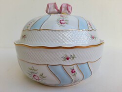 Hollóházi porcelán virágmintás nagyméretü kekszes bonbonier