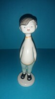 Hollóházi Peti, Káldor Aurél által tervezett pocakos porcelán kisfiú