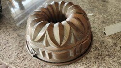 Biedermeier Metal Pastry Chef's Baking Mold, Sharp Outline, Museum Quality