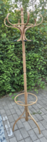 Thonet jelleg fogas