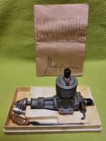Különleges, modelrepülő motor!
