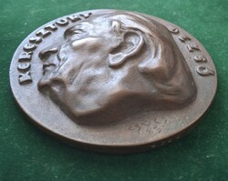 Csúcs Ferenc: Keresztury Dezső, bronzérem, kisplasztika, 1983