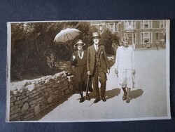 Antik fotó elegáns társaság utcai portré Skegness Anglia 1933