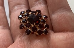Leárazás! Vintage gránát színű aranyozott gyönyörű bross