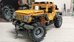 LEGO Technic 42122 Jeep Wrangler – complete with box and instructions