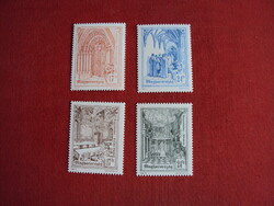 Magyar postatiszta bélyegek blokkok névértéken eladók-Sz-3