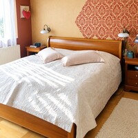 Franciaágy, 180-as, minőségi fa (cseresznye szín), ágykeret
