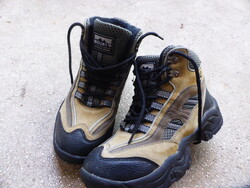 Mounty OutdoorWear Unisex Boots, Size 39