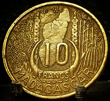 Madagaszkár 10 frank, 1953 E16F3