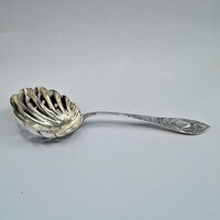 Antik 900 ezüst porcukorszóró, teaszűrő kanál, különleges kagylóforma, aranyozott belső, fémjelzett