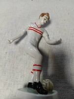 Hollóházi porcelán focista szobor