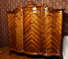 Baroque Bedroom Set!