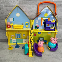 Peppa Pig, Peppa malac családi játék babaház szett