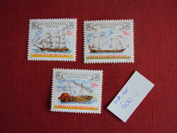 Magyar postatiszta bélyegek blokkok névértéken eladók-Sz-3