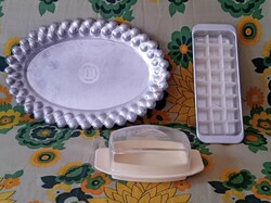 Régi retro tárgyak vajtartó, jégkocka készítő, alumínium tálca 3 db együtt