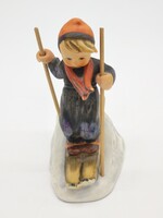 Ritka Antik Hummel Goebel „Skier" (Síelő kisfiú) porcelánfigura - TMK-1 Korona jelzéssel (1935-1949)