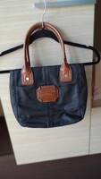 Eredeti Tommy Hilfiger fekete kézitáska – American Classics