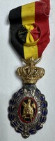 Belga Munka Kitüntetés I. osztály – 1958 utáni, rozettás, zománcozott változat