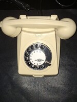 Amber Retro Rotary Phone in Budaörs