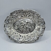 Antik 800-as ezüst kínáló tálka, Diana jelzés, puttók, jelenetes, áttört, 1890-1900, 53 g, jelzett