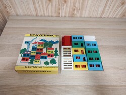 Stavebnik Elektroplast plastic construction toy set from the 1980s