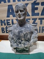 Horthy szobor