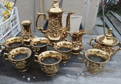 Romanian Gold-colored Porcelain Set