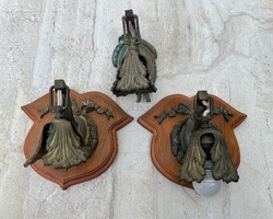 Antik szecessziós öntött réz falikar lámpa szett (3 darab), porcelán foglalatos