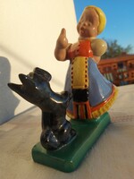 KOMLÓS "Lányka kutyával" kerámia figura, 1930'-as évek art-deco, 18 cm magas