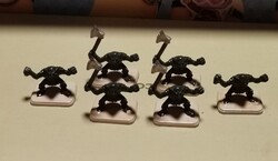 Eredeti HeroQuest (1989) Goblin figurák csomag (6 db) Ritka német kiadásból! 4 ép fejszés + 2 sérült