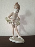 Hollóházi porcelán balerina lány