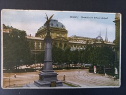 Antik  képeslap Bécs – Egyetem és Liebenberg-emlékmű 1923