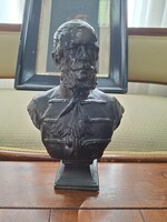 Kossuth Lajos büszt