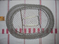 Retro, foldable metal mesh shopping basket, wire basket