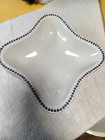 Négykaréjos mély kínálótál,Moritz Zdekauer porcelángyár 1884 és 1909