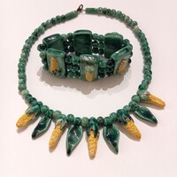 Különleges ajánlat! Ferda Zsuzsa mázas porcelán, art deco stílusú ékszergarnitúrája, jelzett