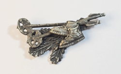 Vintage alpesi sielős kitűző / bross