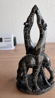 Designe afrikai kőszobor( Kissing giraffes)